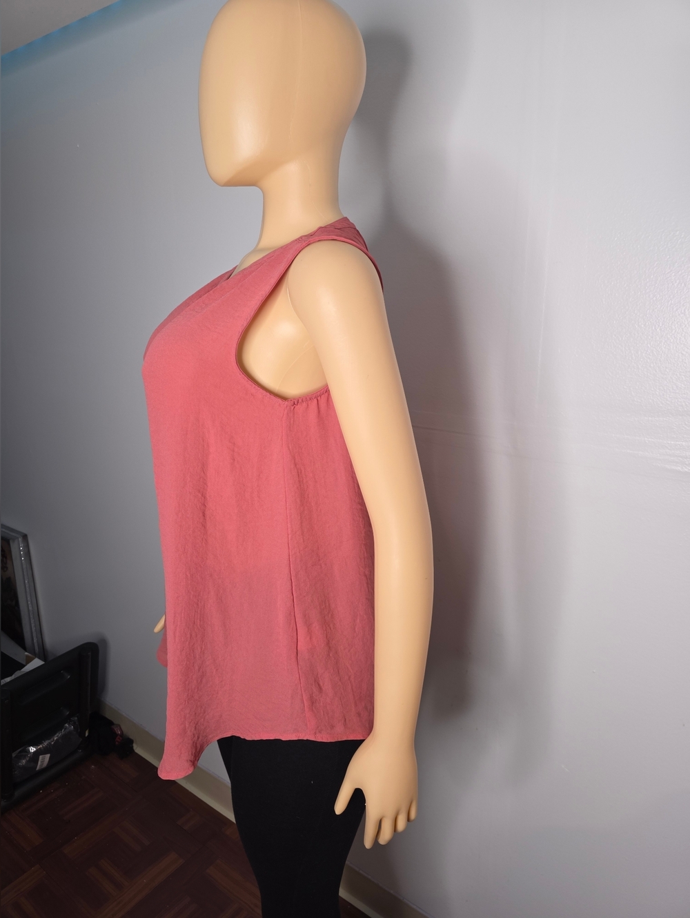 Liz Claiborne Dusty Rose V-Neck Tank Top Size US/S